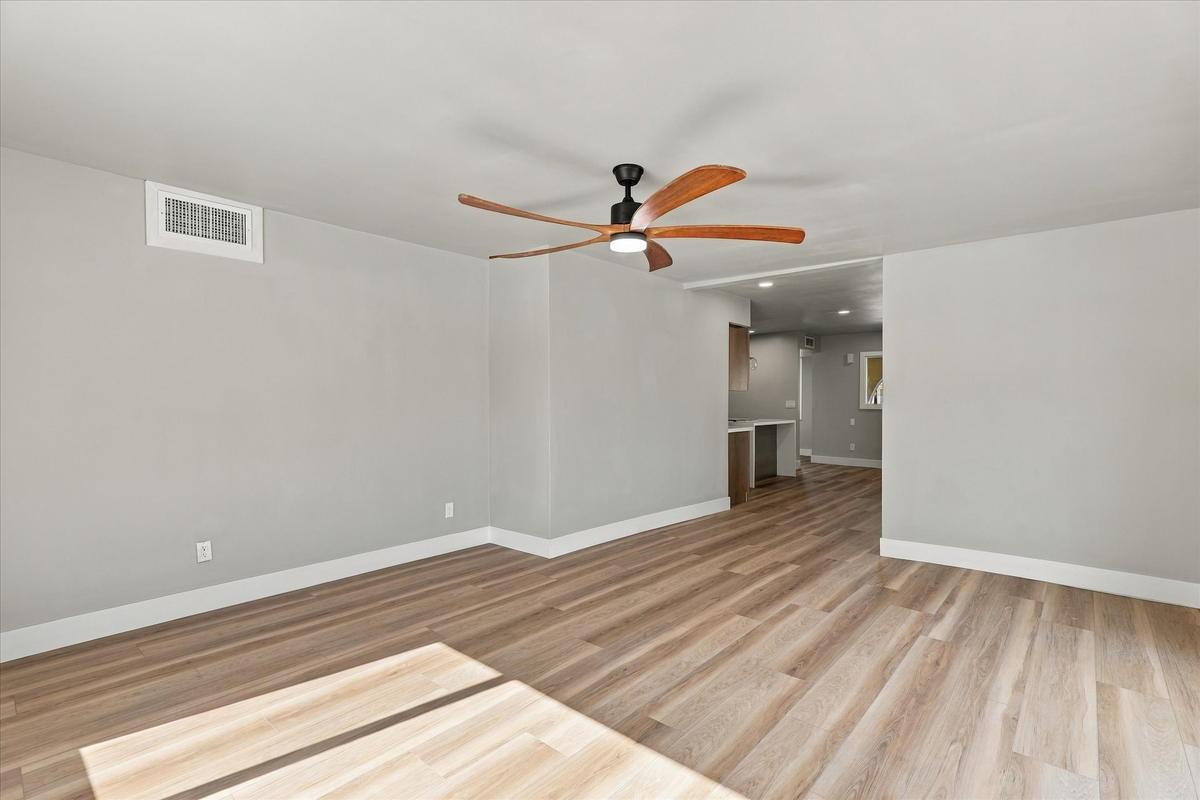 Living room, second angle